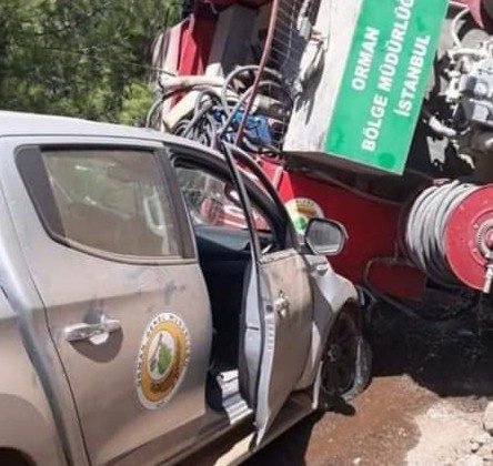 Hatay'daki orman yangınında arazöz kaza yaptı