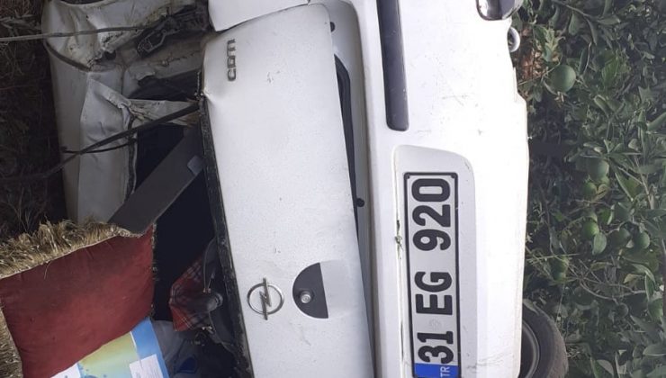 Otomobil bahçeye uçtu, sürücü hafif yaralı kurtuldu