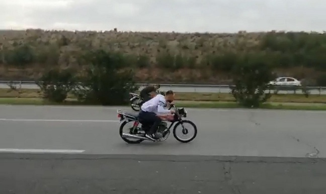 Otoyolda yarış yapan motosiklet sürücülerine ceza yağdı