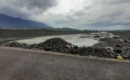 Şiddetli yağmur Hatay’da hayatı olumsuz etkiledi