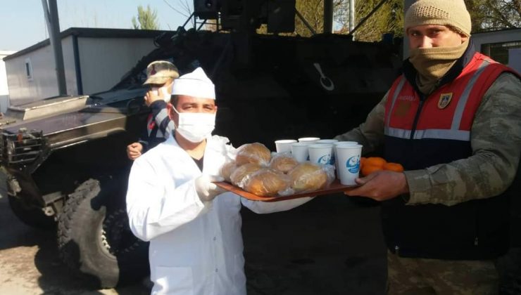 "Antakya Belediyesi Kontrol Noktalarındaki Güvenlik Güçlerini Unutmadı"