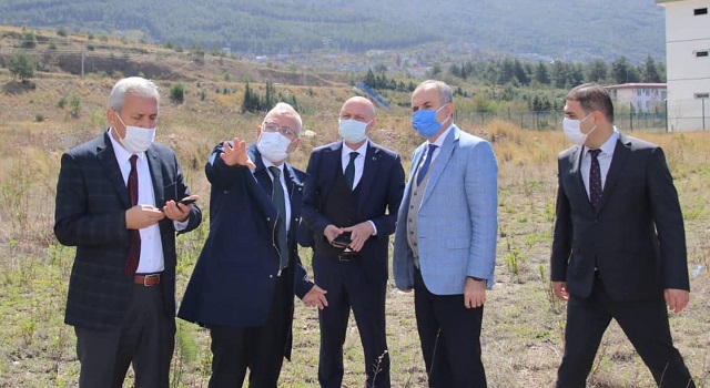 İskenderun Lisesi’ne çözüm odaklı adım