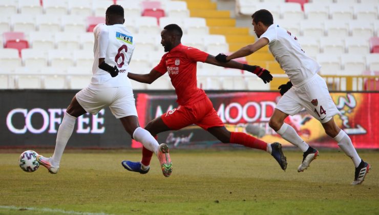 Süper Lig: DG Sivasspor: 1 – A.Hatayspor: 1 (Maç sonucu)