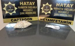 Polisten kaçan motosikletten atılan poşetten uyuşturucu çıktı