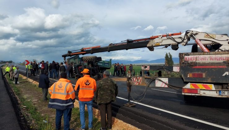 Hatay’da traktör devrildi: 1 yaralı