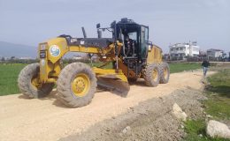 MAŞUKLU MAHALLESİNDE YOL AÇMA VE MALZEME SERME ÇALIŞMALARI