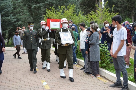 Kıbrıs gazisi son yolculuğuna uğurlandı