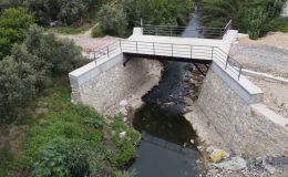 SAMANDAĞ’DA BETON KÖPRÜ ÇALIŞMASI