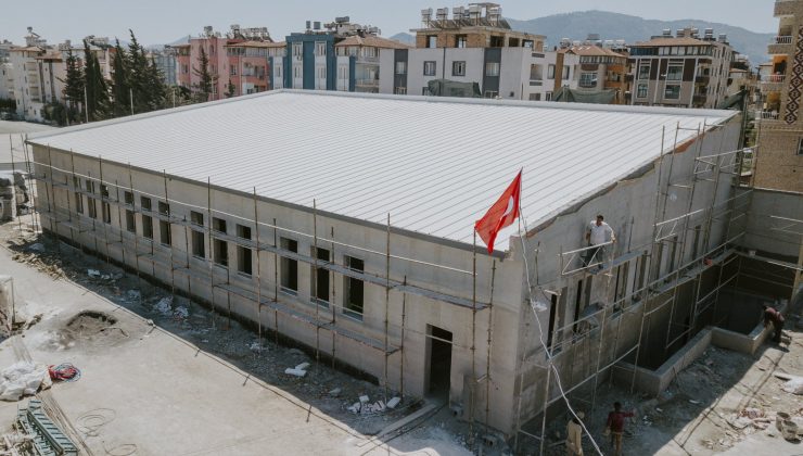 ANTAKYA’NIN YENİ YÜZME HAVUZU ÇOK YAKINDA HİZMETE GİRECEK