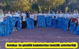 Antakya ’da gönüllü kadınlardan temizlik seferberliği