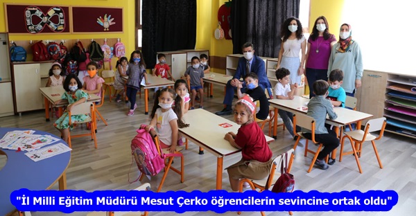 “İl Milli Eğitim Müdürü Mesut Çerko öğrencilerin sevincine ortak oldu”