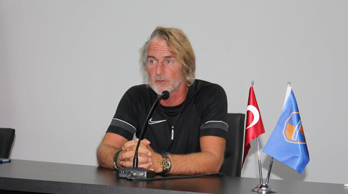 Riekerink: Gençleri izliyor ve onları keşfediyoruz