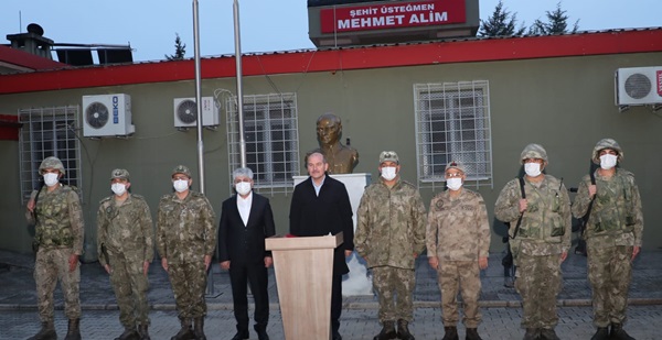 Bakan Soylu sınır hattını inceledi