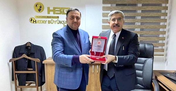 “TBMM Dijital Mecralar Komisyon Başkanı AK Parti Hatay Milletvekili Yayman’dan gazetemize nezaket ziyareti”