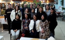 Mezunlar, öğretmenleriyle 40 yıl sonra buluştu