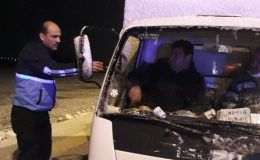 Kırıkhan Belediyesi mahsur kalan şoförlere çorba ikram etti