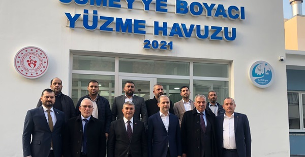 Antakya Belediyesi Sümeyye Boyacı Yüzme Havuzu’na ilk ziyaret