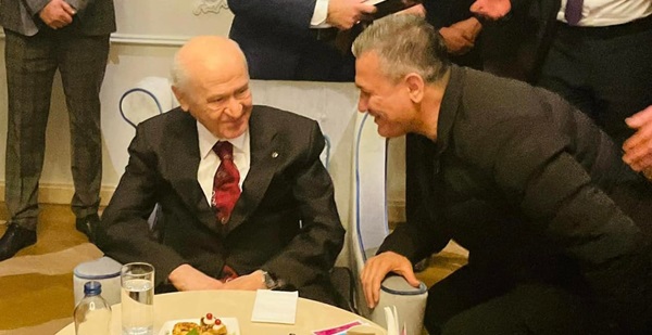 Başkan Gül Devlet Bahçeli ile görüştü