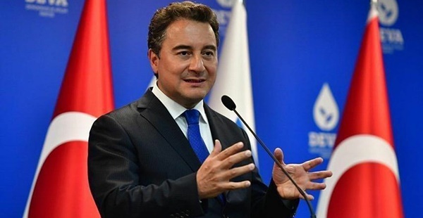 Babacan: ’Moskova’ya heyet gönderdik, ekonomik krizi düzelttiler’