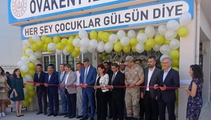 Ovakent İlkokulu’nda kütüphane açıldı