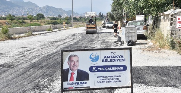 ANTAKYA BELEDİYESİ, YOL YAPIM ÇALIŞMALARINA HIZ KAZANDIRDI