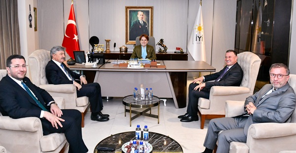 Savaş’tan Akşener’e ziyaret