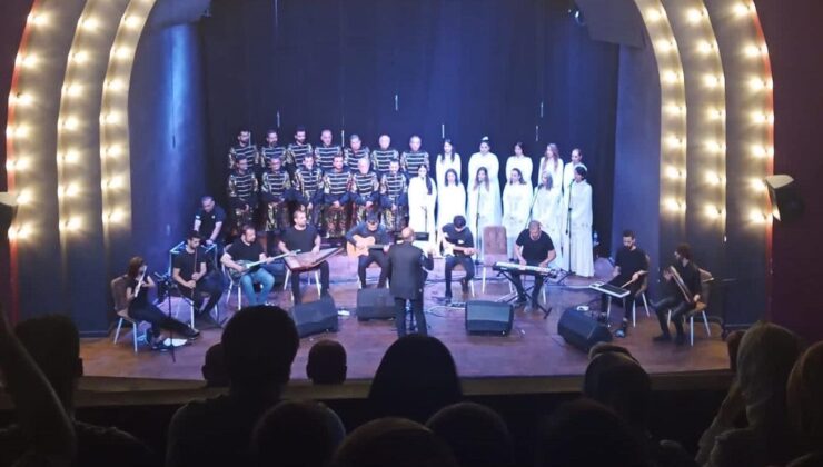 Medeniyetler Korosu Aynı Anda İki Şehirde Konser Verdi