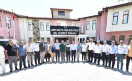 “Başkan Yılmaz ayakkabıcı esnafını ağırladı”