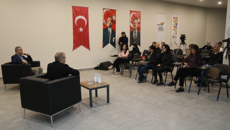 <strong>HATAY KİTAP GÜNLERİ ÜNLÜ GAZETECI VE YAZARLARI AĞIRLIYOR</strong>