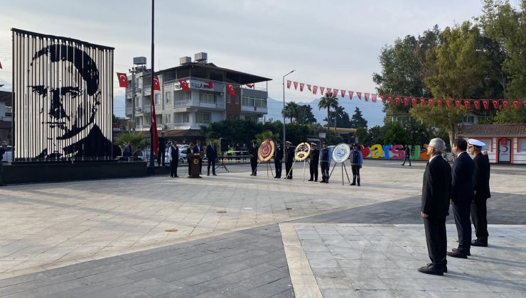 ARSUZ’DA MUSTAFA KEMAL ATATÜRK TÖRENLE ANILDI