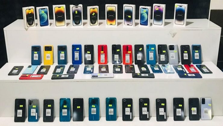 Hatay’da 75 kaçak telefon ele geçirildi