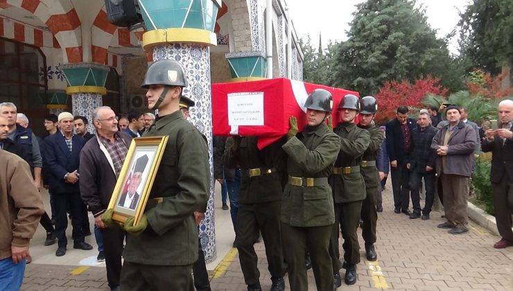 Kore gazisi son yolculuğuna askeri törenle uğurlandı