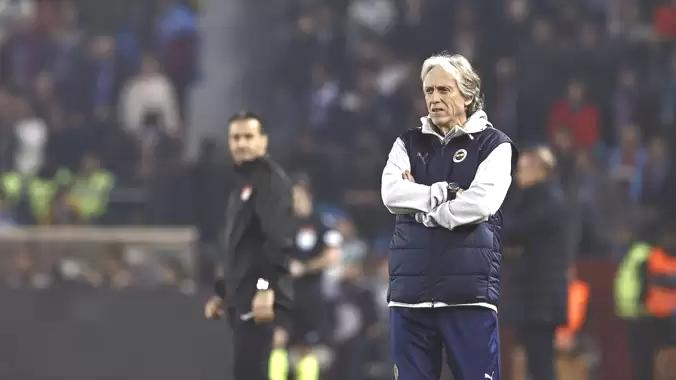 Jorge Jesus: “Takımım bir kez daha özgüvenli oyun ortaya koydu”