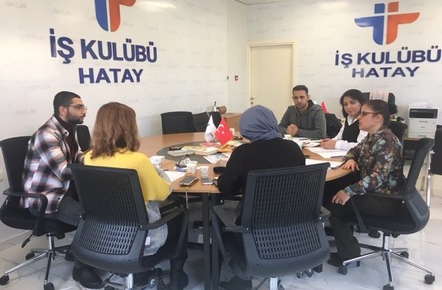 Hatay İş Kulübü’nden Suriyeli tercüman gençlere eğitim