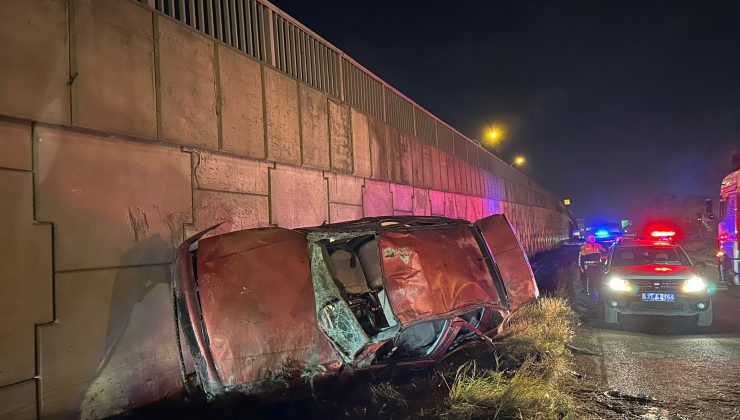 Takla atan otomobil köprü duvarına çarptı: 1 ölü
