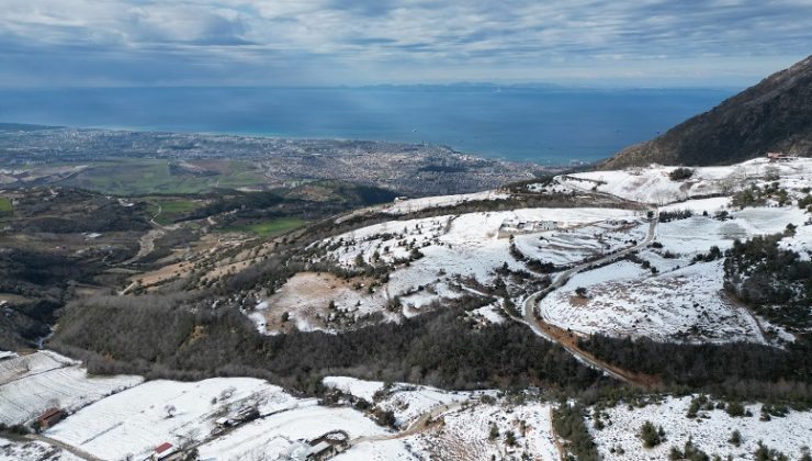 İskenderun Körfezi’nde lodos, Amanos Dağları’nda kartpostallık manzaralar