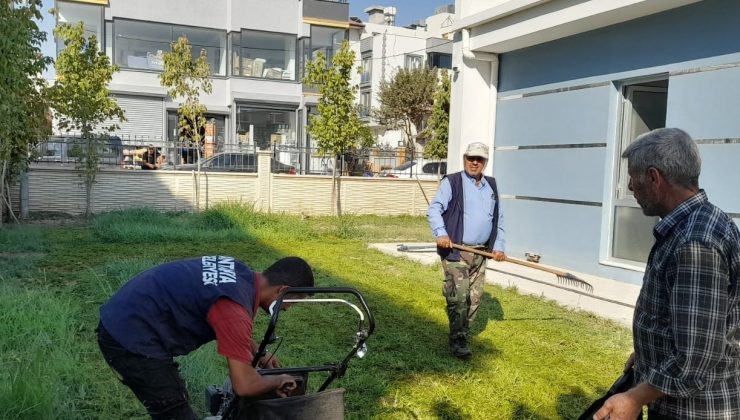 ANTAKYA BELEDİYESİ PARK VE BAHÇELERDE BAKIM YAPTI