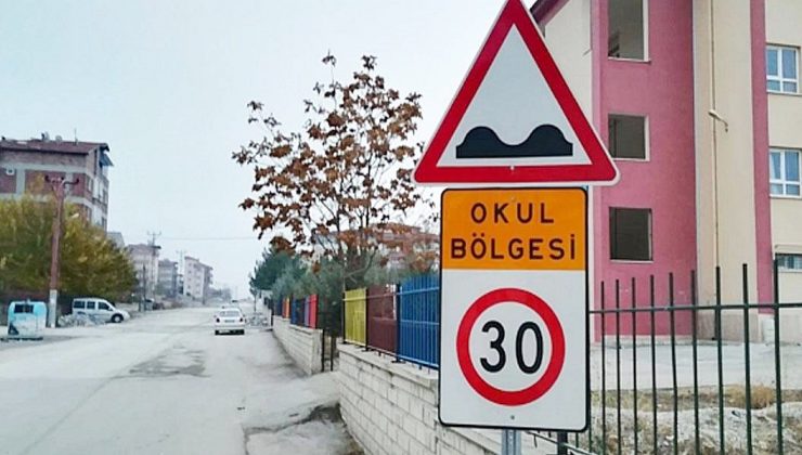 OKUL ÇEVRESİNDE VE SERVİSLERDE DENETİMLER ARTIRILACAK