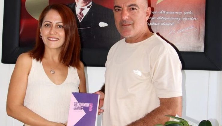 HATAYLI GAZETECİ KÖLEOĞLU’NDAN YAZAR ARSLAN’A ZİYARET