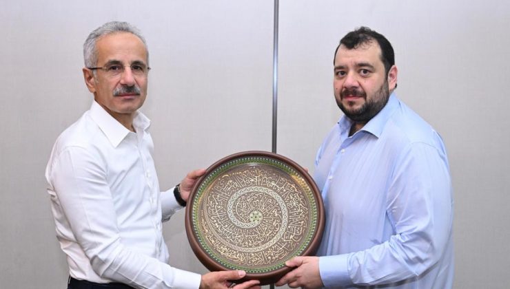 URALOĞLU, BAE YATIRIM BAKANI AL SUWAIDI İLE BİR ARAYA GELDİ