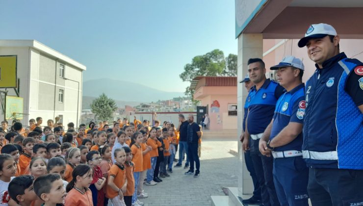 ÇOCUKLAR HBB İLE MESLEKLERİ TANIYOR