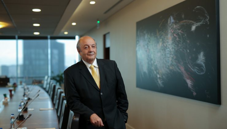 ANADOLU VAKFI, GENÇLERİ İŞ DÜNYASINA HAZIRLIYOR