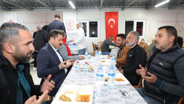 VALİ MASATLI, İLK İFTARINI VATANDAŞLARLA BİRLİKTE YAPTI