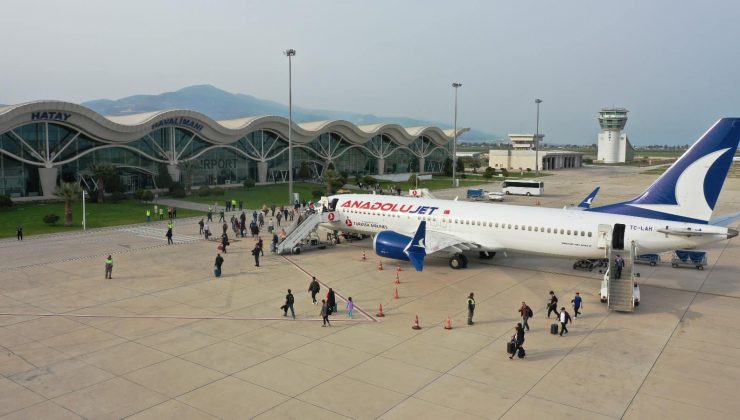 HATAY HAVALİMANINDA UÇUŞLAR YENİDEN BAŞLADI