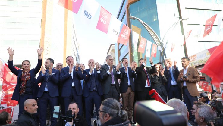 İSKENDERUN HALKI LÜTFÜ SAVAŞ’I YALNIZ BIRAKMADI
