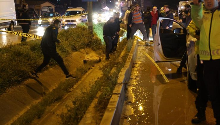 1 kişinin öldüğü feci kazada, çarpmanın etkisiyle 2 yayanın havaya uçtuğu anlar kamerada