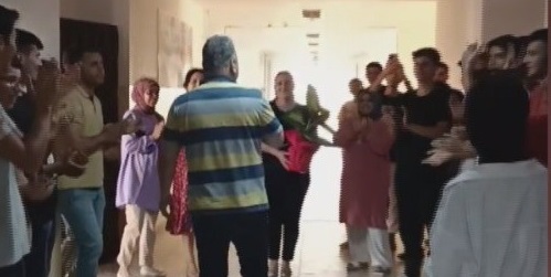 9 yıl sonra tayini çıkan öğretmene duygusal veda