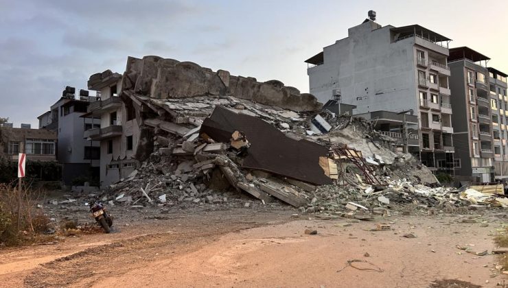 Korna sesiyle yıkılan 7 katlı bina, vatandaşlara deprem etkisi yaşattı