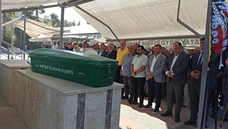 MERHUM AHMET YILMAZ DUALARLA DEFNEDİLDİ