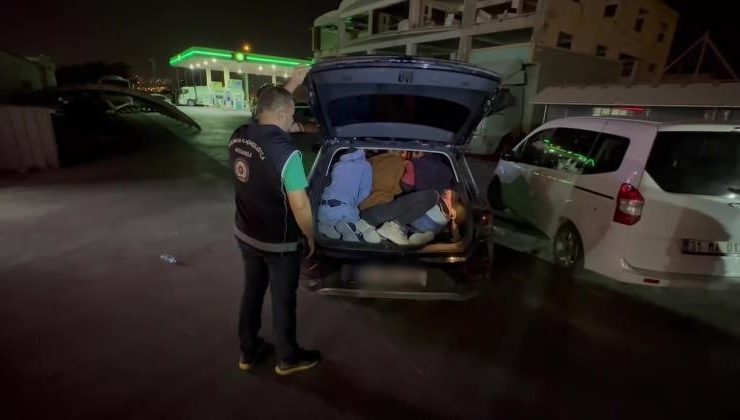 BAGAJDAN KAÇAK GÖÇMEN ÇIKTI